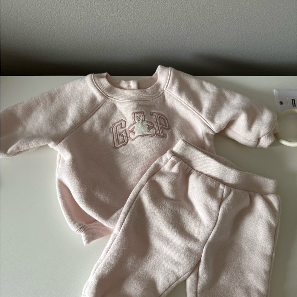 GAP Light Pink Baby Outfit Set